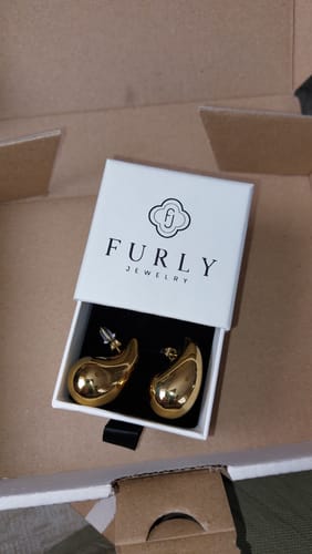 Customer photo review of Drop Ohrringe