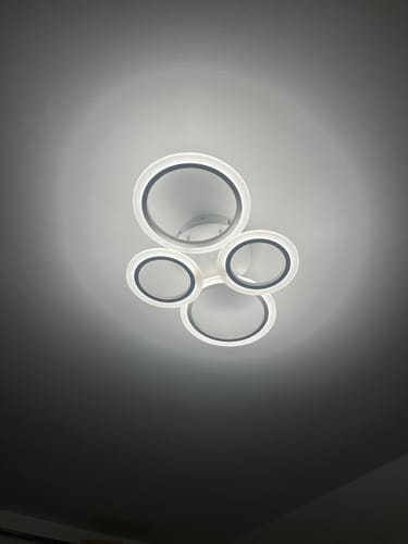 Customer photo review of Lustra LED 2+2 CIRCLE Design Alb Echivalent 400W Telecomanda