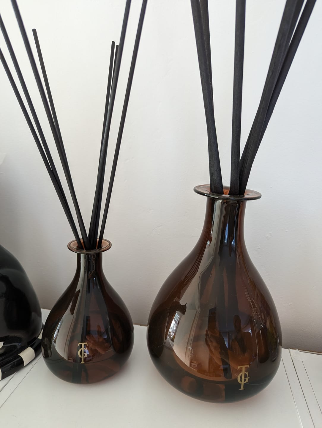 Customer photo review of Small Black Bundle of 8 Fibre Reeds 38cm