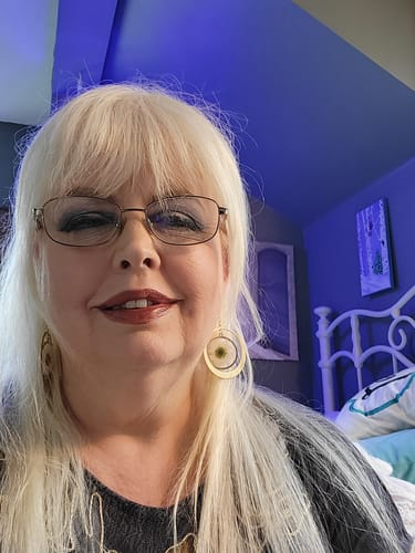 Customer photo review of Full Shine Human Hair Toppers 13cm*13cm For Women Hair Loss #60 Platinum Blonde