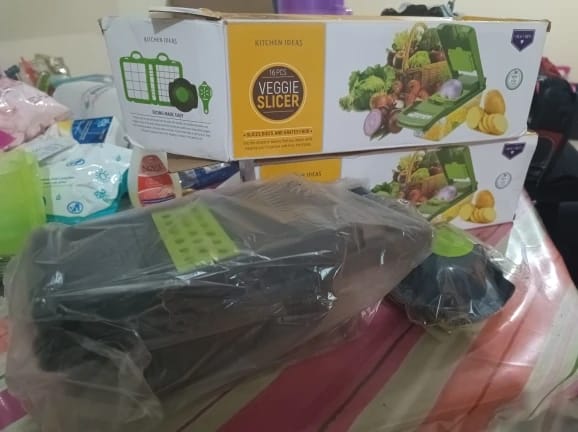 Customer photo review of All In 1 Chopping Container