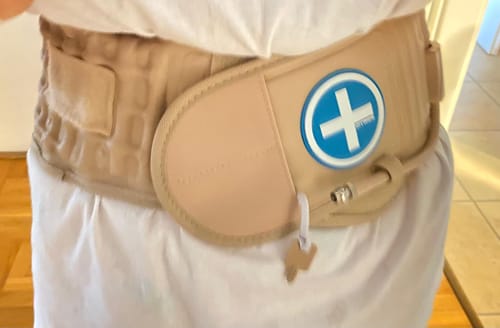 Customer photo review of Dekompressziós Deréktámasztó Öv