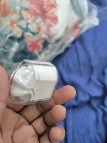 Customer photo review of Crystal Series Wireless Earphone Bluetooth