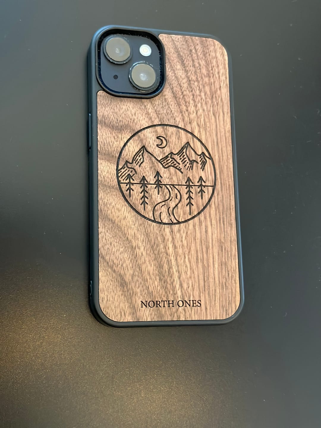 Customer photo review of Mountain Valley | Valnöt
