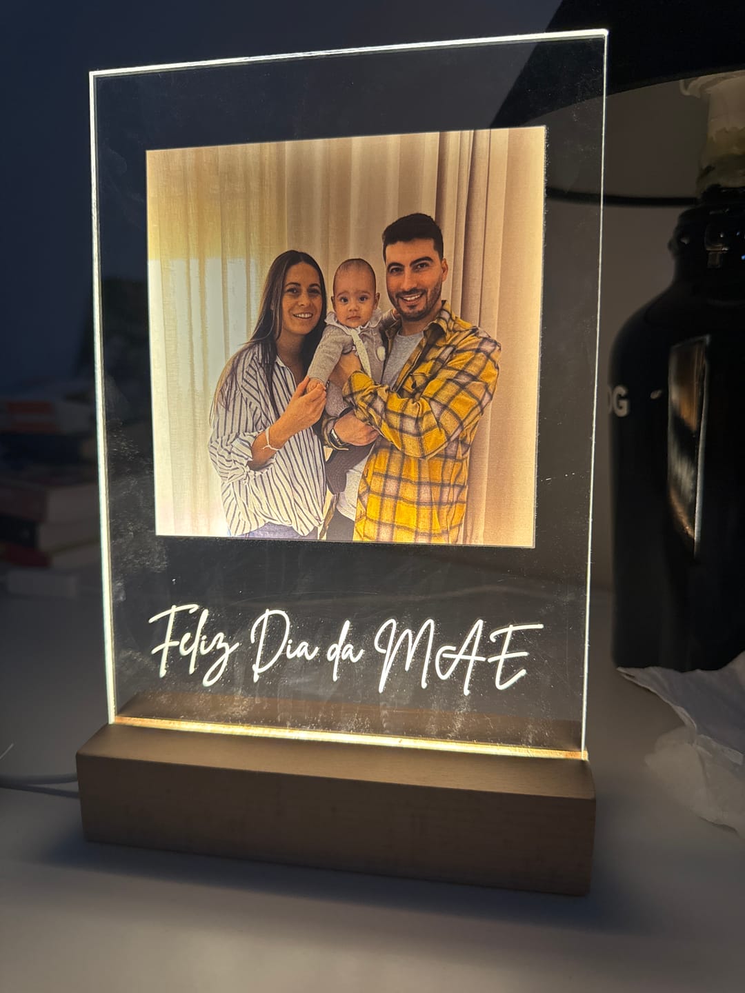 Customer photo review of Lâmpada Frase & Fotografia Personalizável