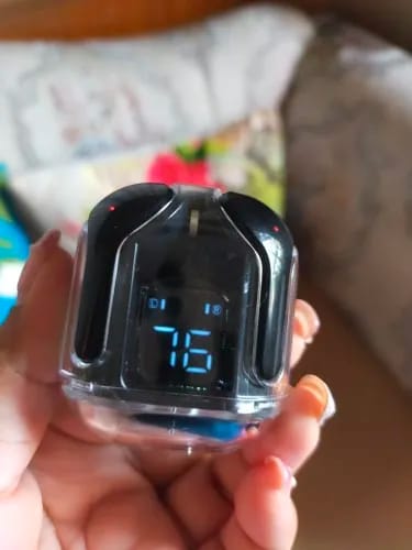 Customer photo review of Crystal Series Wireless Earphone Bluetooth