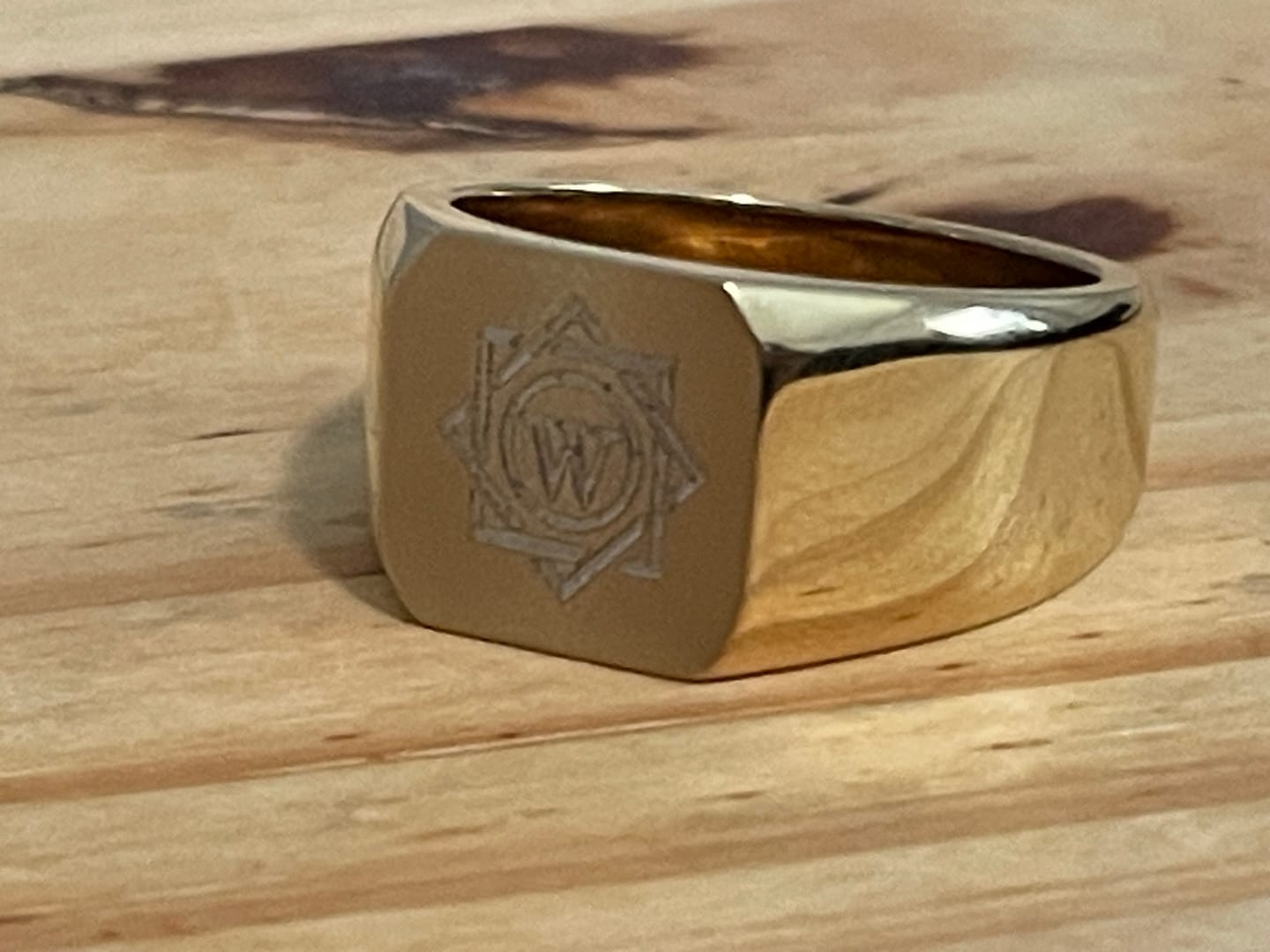 Customer photo review of Matte & Shiny Signet Ring