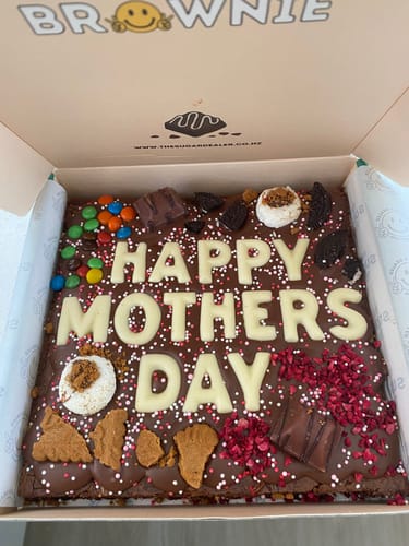 Customer photo review of Custom message loaded brownie
