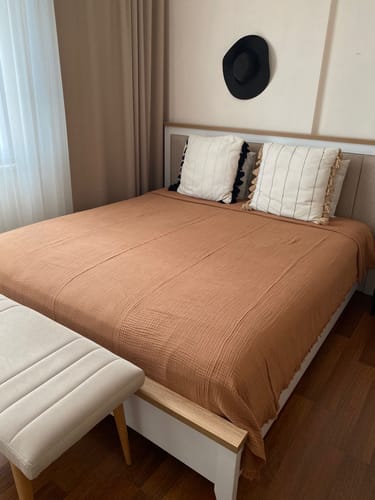 Customer photo review of Cocoon Yatak Örtüsü İndian Tan