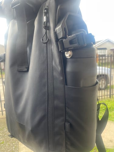 Customer photo review of Botella Térmica Stanley Fast Flow Negro | 709 ml