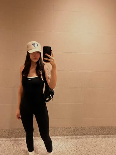 Customer photo review of The Onesie / Black-Crème