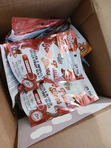 Customer photo review of Delta 9 THC Jelly Fruit Slices | 10-Count | 300mg | Orange