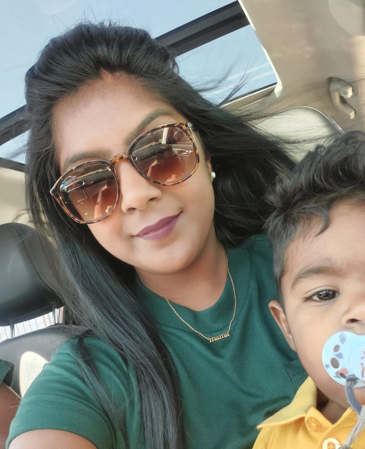 Customer photo review of Mama Original | Gold Plated stainless steel | Necklace