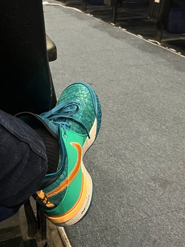 Customer photo review of Nike Men's LeBron NXXT Gen EP Basketball Shoes