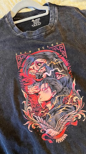 Customer photo review of Attack On Titan Vintage Graphic T Shirt Eren Jager