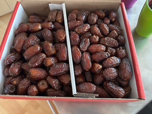 Customer photo review of Soft Rutab Medjool Dates