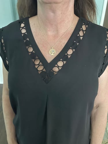 Customer photo review of Tree of Life Necklace