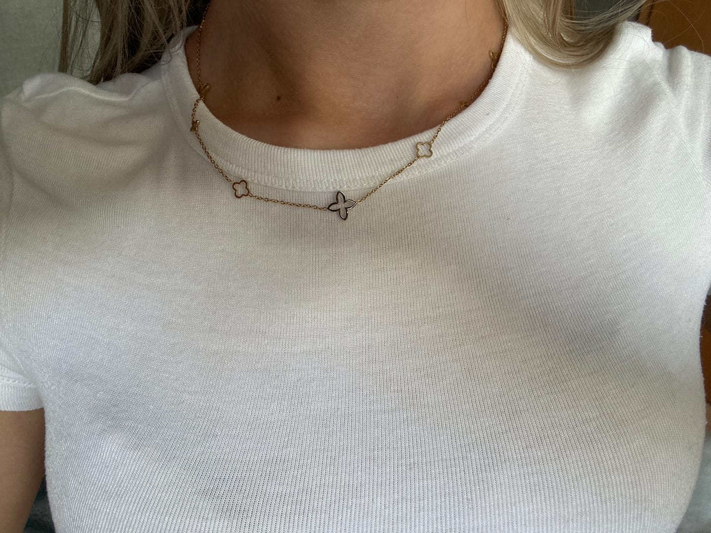 Customer photo review of Fancy Clover Kette | 18K vergoldet