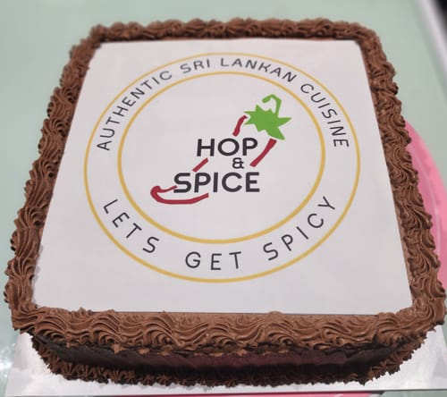 Customer photo review of 19 cm x 19 cm Square Pre-cut Custom Edible Icing Image