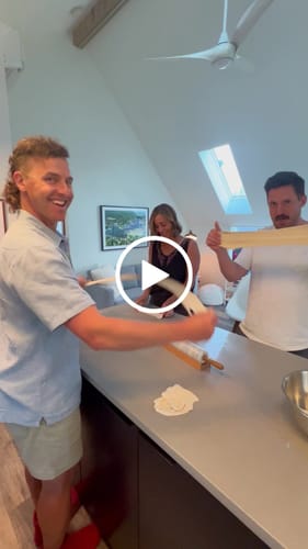 Customer video review of [N2] Spicy & Tingly Beef Muscle Hand-Ripped Noodles Meal Kit (4 Servings)