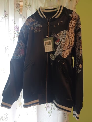 Customer photo review of Four Legendary Creatures Sukajan Souvenir Jacket