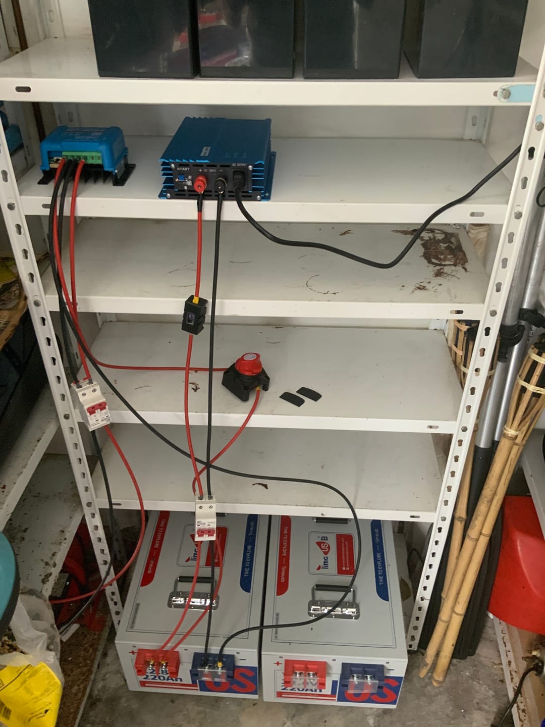 Customer photo review of Timeusb 12 Volt Batterie 220Ah Akku LiFePO4 | 2,816 kWh & 150A BMS