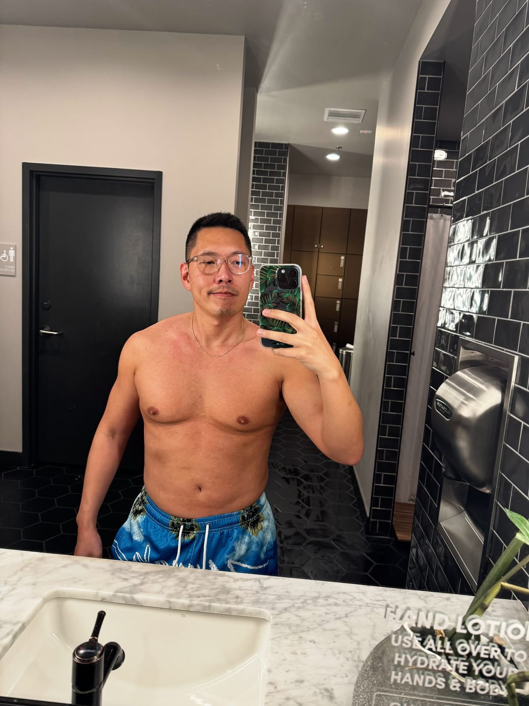 Customer photo review of 141 The Block Party Shorts