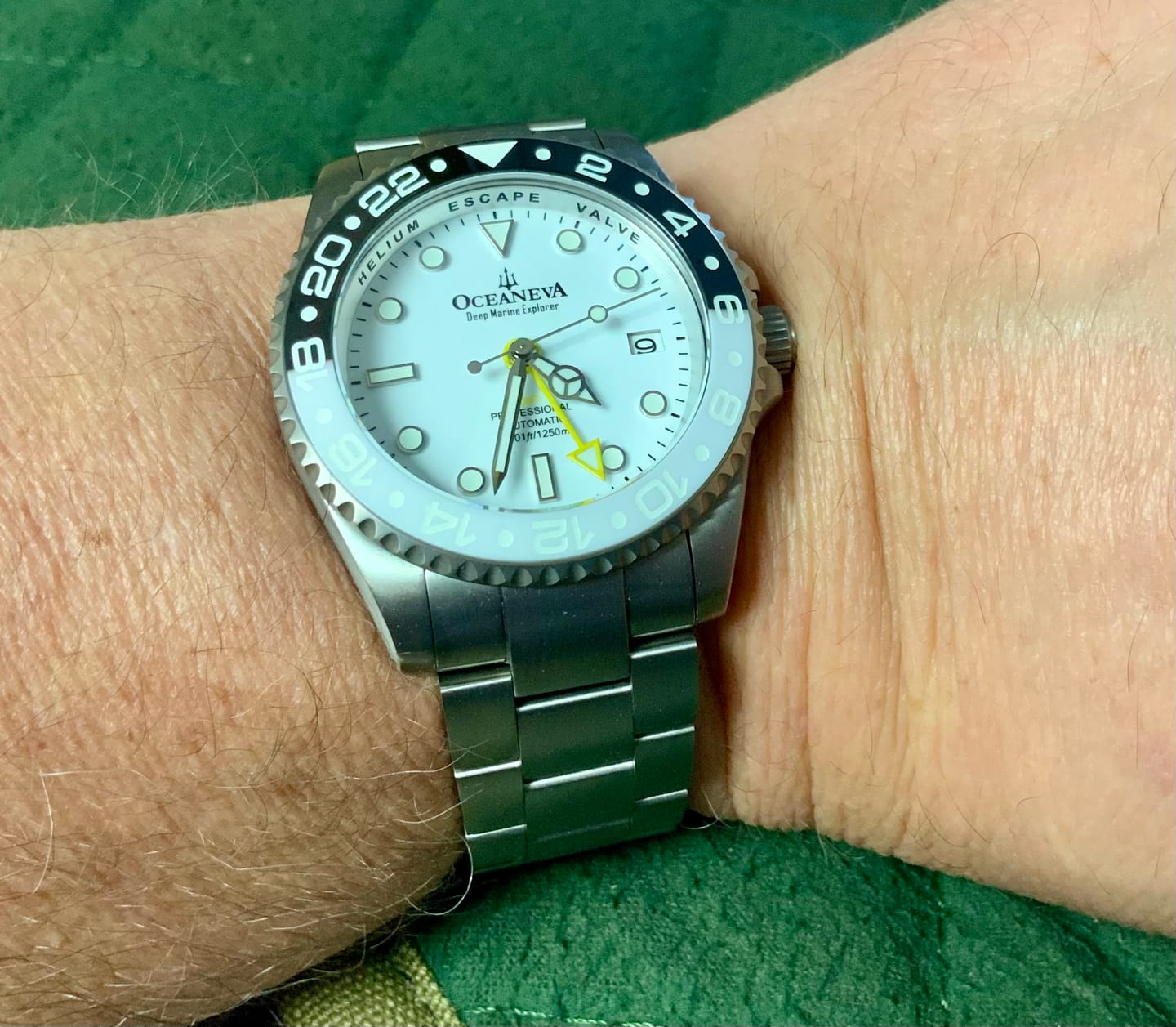 Customer photo review of Oceaneva™ Men's GMT TITANIUM Automatic Deep Marine Explorer 1250M White & Black Ceramic Bezel Watch
