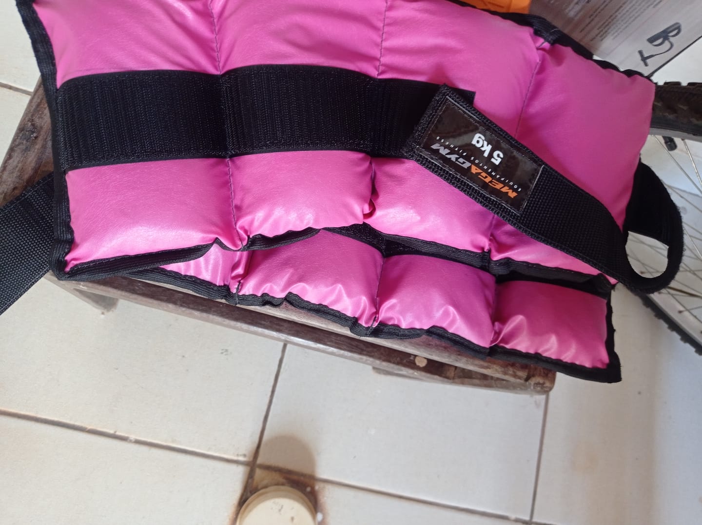 Customer photo review of Caneleiras Tornozeleiras Impermeáveis De Peso