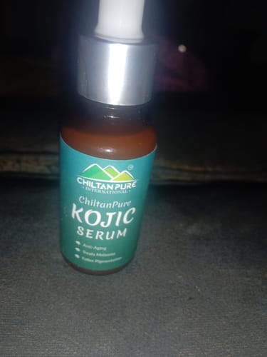 Customer photo review of Kojic Serum – Time to fall in love with yourself, prevents hyperpigmentation, fades dark spots, treats melasma, minimizes discoloration – 100% pure organic