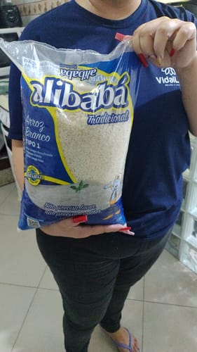 Customer photo review of Cesta Básica Jacarandá