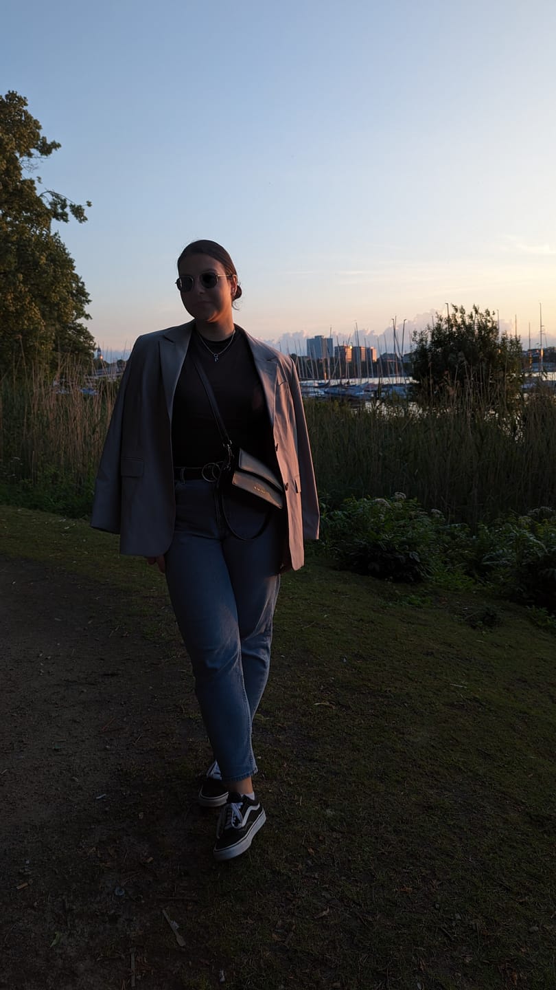 Customer photo review of MANA - BLACK