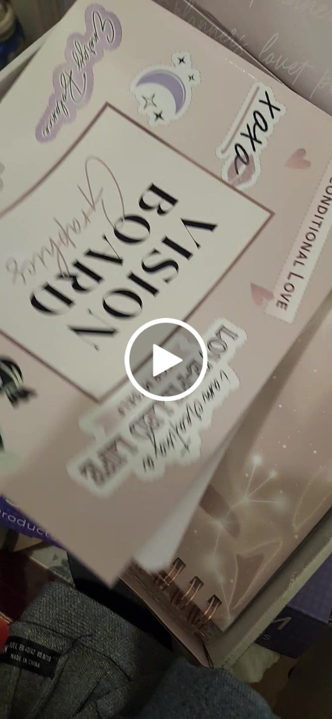 Customer video review of Vision Board Graphics Book