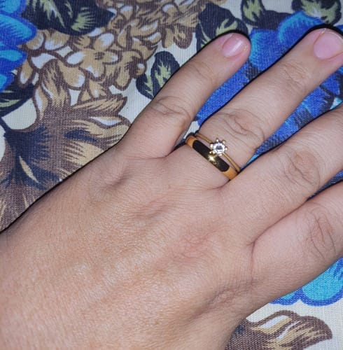 Customer photo review of Aliança Clássica Banhada em Ouro 18k