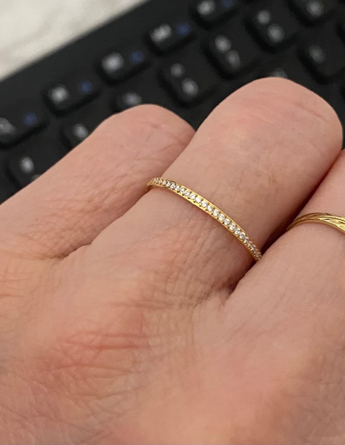 Customer photo review of Eternity 18K Crystal Ring