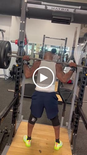 Customer video review of Personal Record Heavy Duty Premium Knee Wraps - PR906 - Black