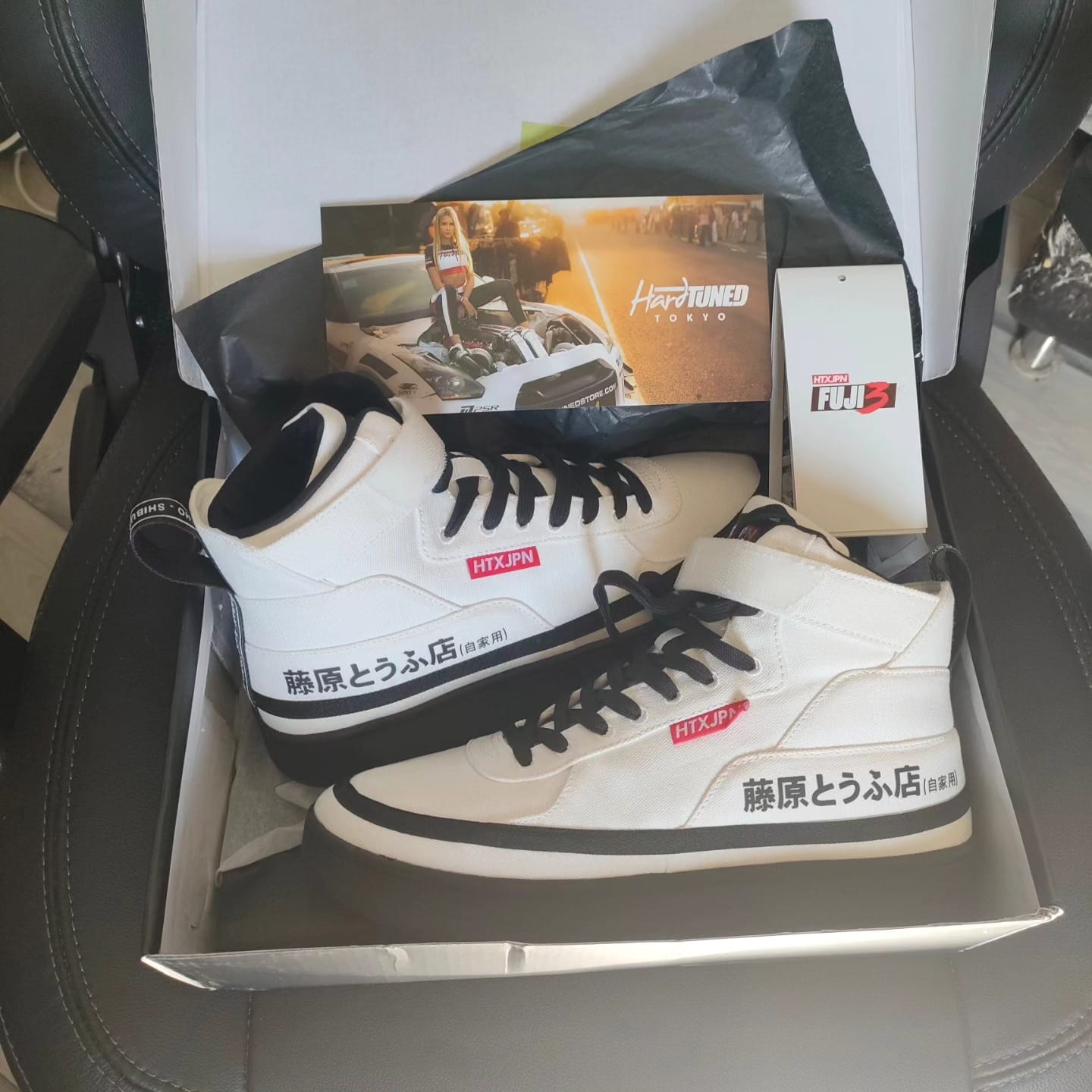 Customer photo review of HTXJPN Fuji3 High Top Sneakers