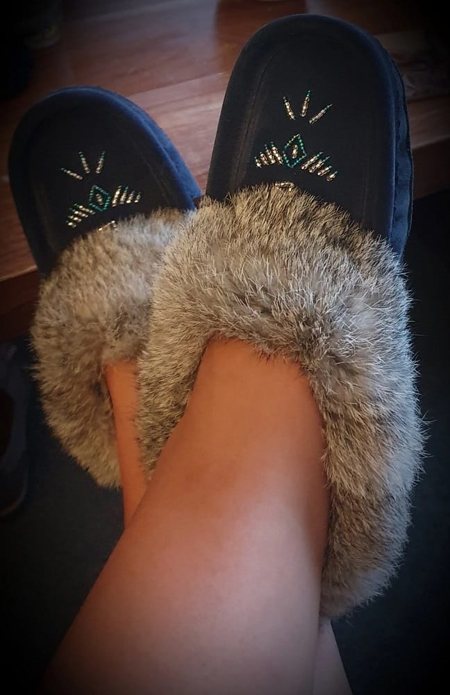 Customer photo review of Women's Rabbit Fur Thunderbird Beaded Moccasins