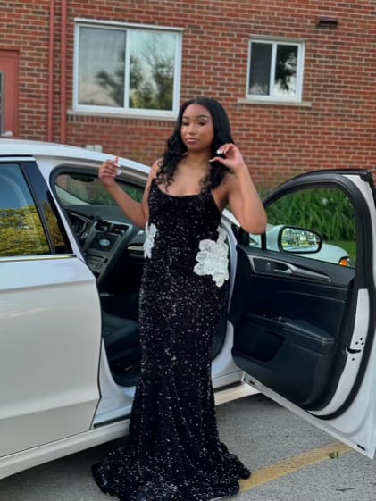 Customer photo review of Black Sequin on Velvet