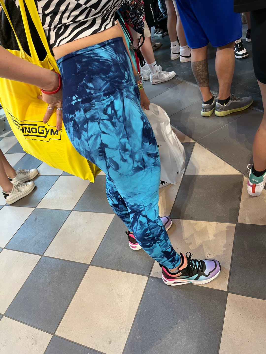 Customer photo review of Leggings Elements Acqua Turchese Blu