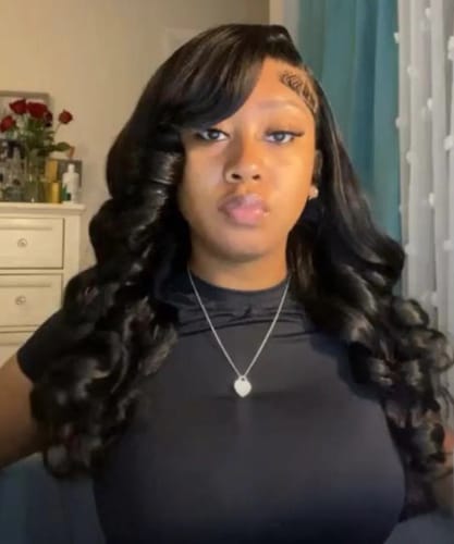 Customer photo review of Curtain Bangs 13x4 Lace Wig Chic Retro Body Wave Human Hair Wigs with Adjustable Strap