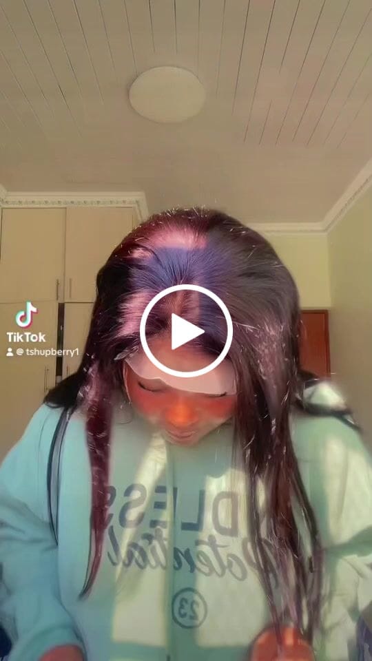 Customer video review of Wear And Go 18 - 32 inch 5x5 Lace Frontal Closure Glueless Straight Wig