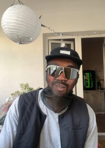 Customer photo review of STEEZY SHIESTYS