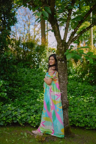 Customer photo review of Luxe Adorable Candy Pop Off-Shoulder Maternity Photoshoot Gown