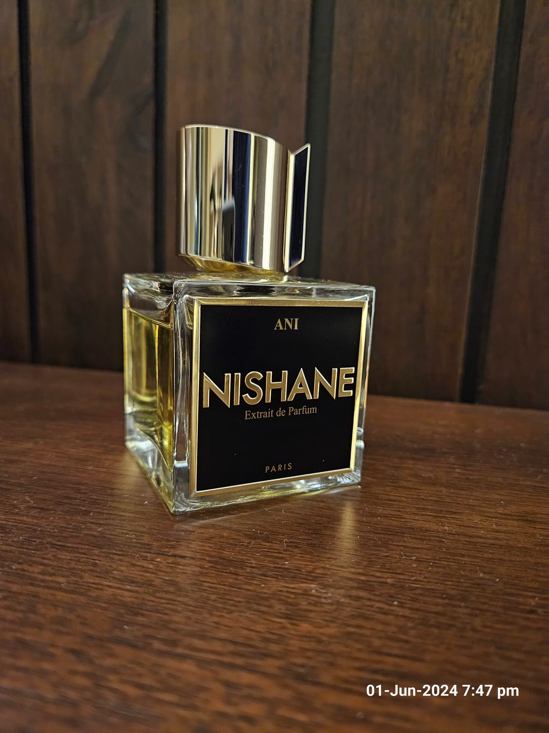 Customer photo review of Nishane Ani Extrait De Parfum For Unisex
