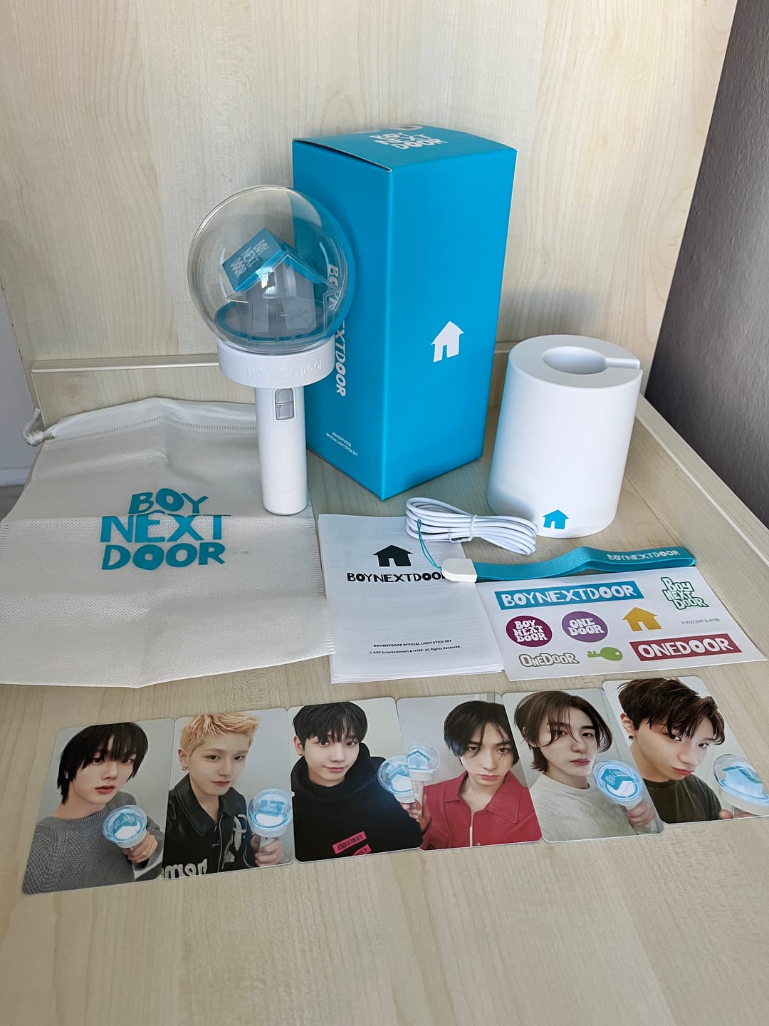 Customer photo review of [3RD PRE-ORDER] BOYNEXTDOOR - OFFICIAL LIGHT STICK SET