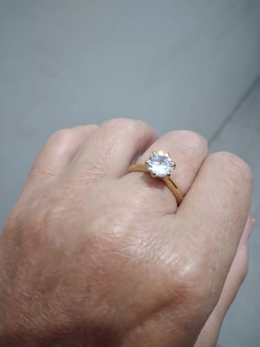 Customer photo review of Anel Solitário Beout Banhado em Ouro 18k