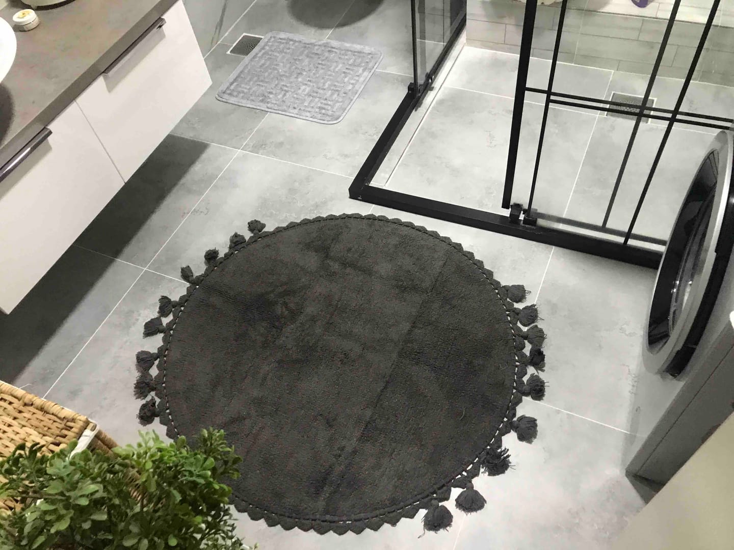 Customer photo review of Lowell Yuvarlak Banyo Paspası %100 Pamuk 100x100 Pembe