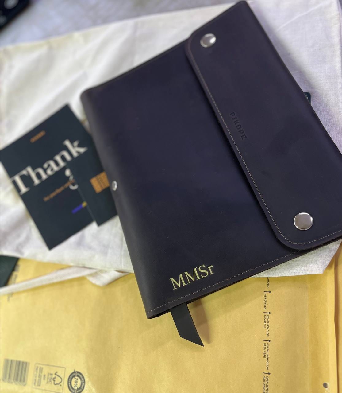 Customer photo review of Notebook Cover Vision