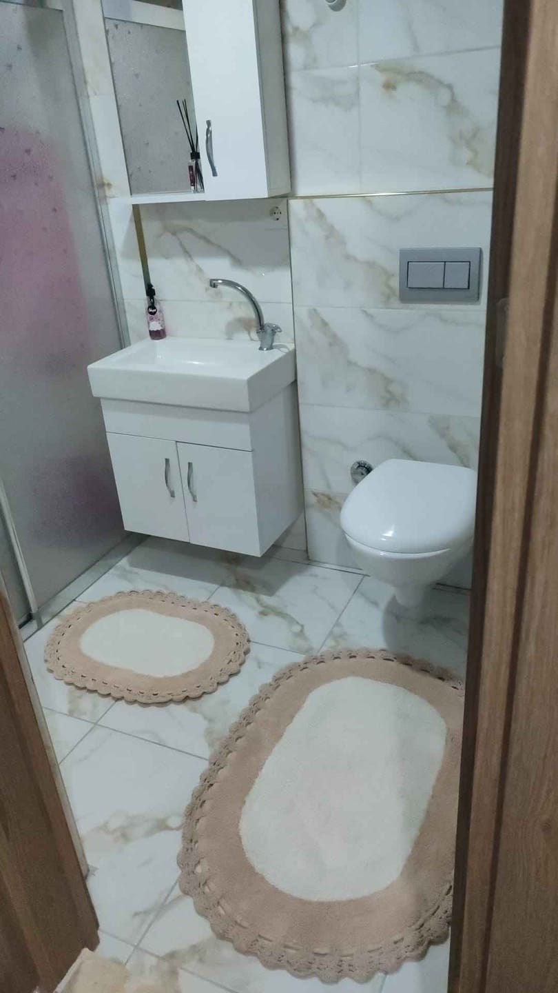 Customer photo review of Bianca 2’li Takım Banyo Paspası %100 Pamuk 40x60 + 60x90 Açık Gri